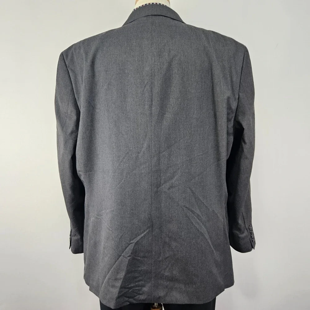 Van Heusen Men's Sport Coat‎ Blazer Two Button Gray Poly  Rayon Blend Size 50R